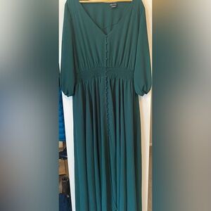 City Chic Plus Size 22 Zadie Maxi Dress with Sleeves in Green